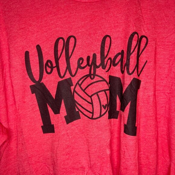NEW Volleyball Mom Graphic Tee Womens 2XL Red Short Sleeve - Picture 1 of 4